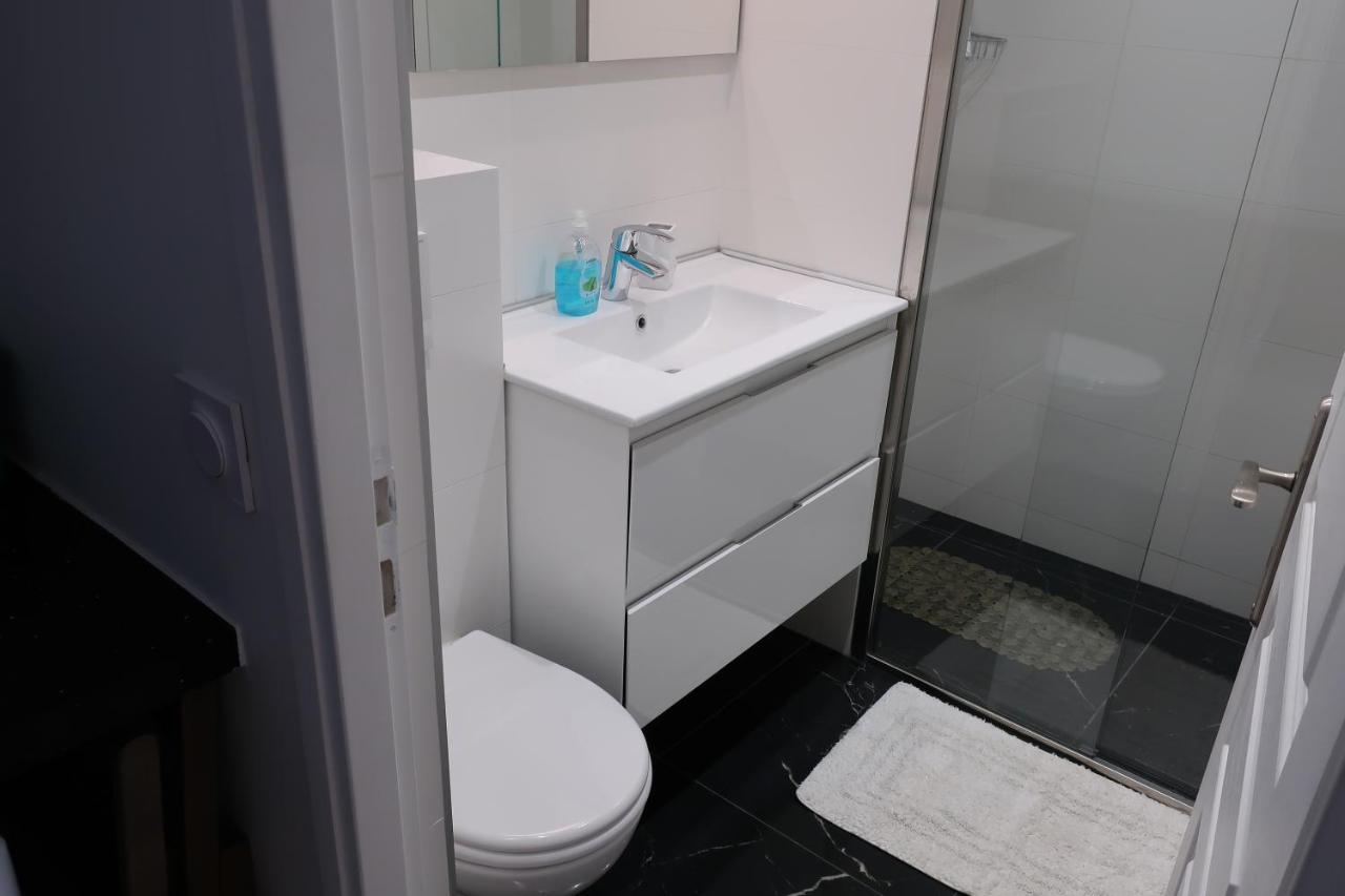 Apartmán Central 2 Craiova Exteriér fotografie