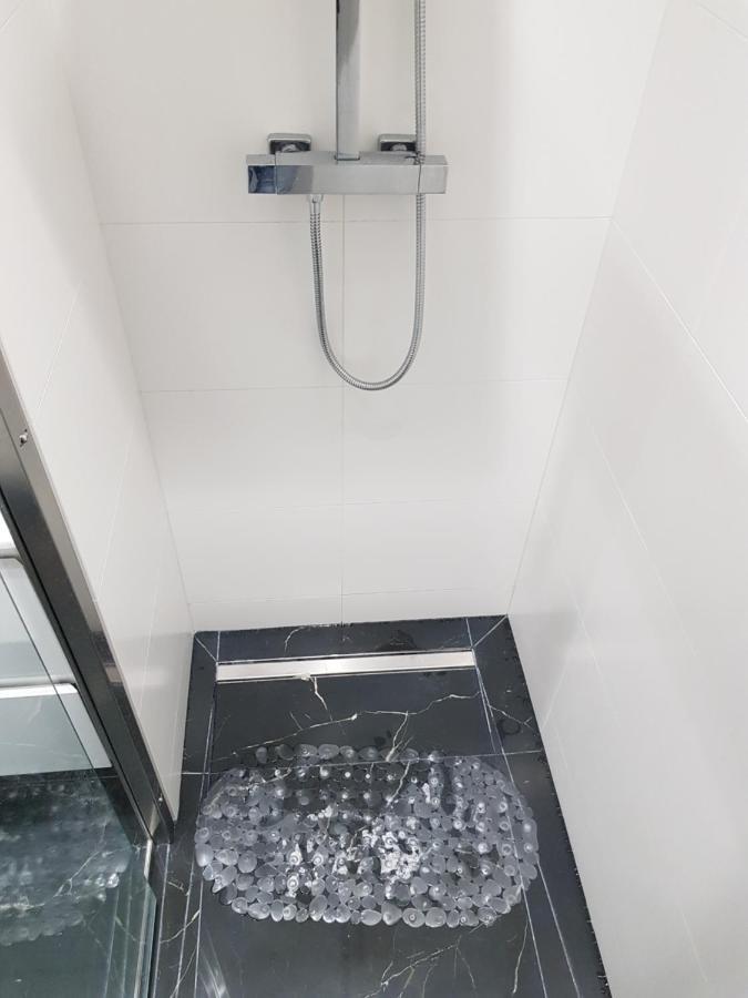 Apartmán Central 2 Craiova Exteriér fotografie